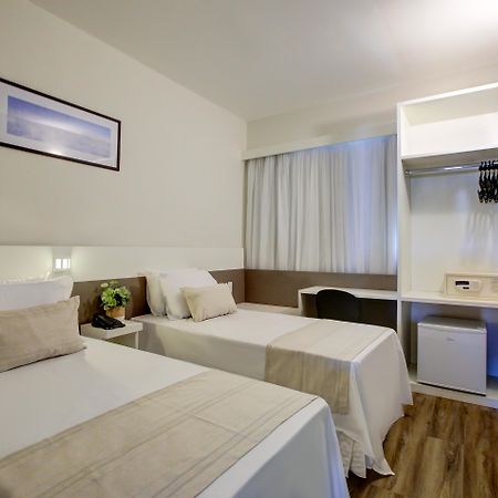 Transamerica Fit Vitoria Praia De Camburi Екстер'єр фото