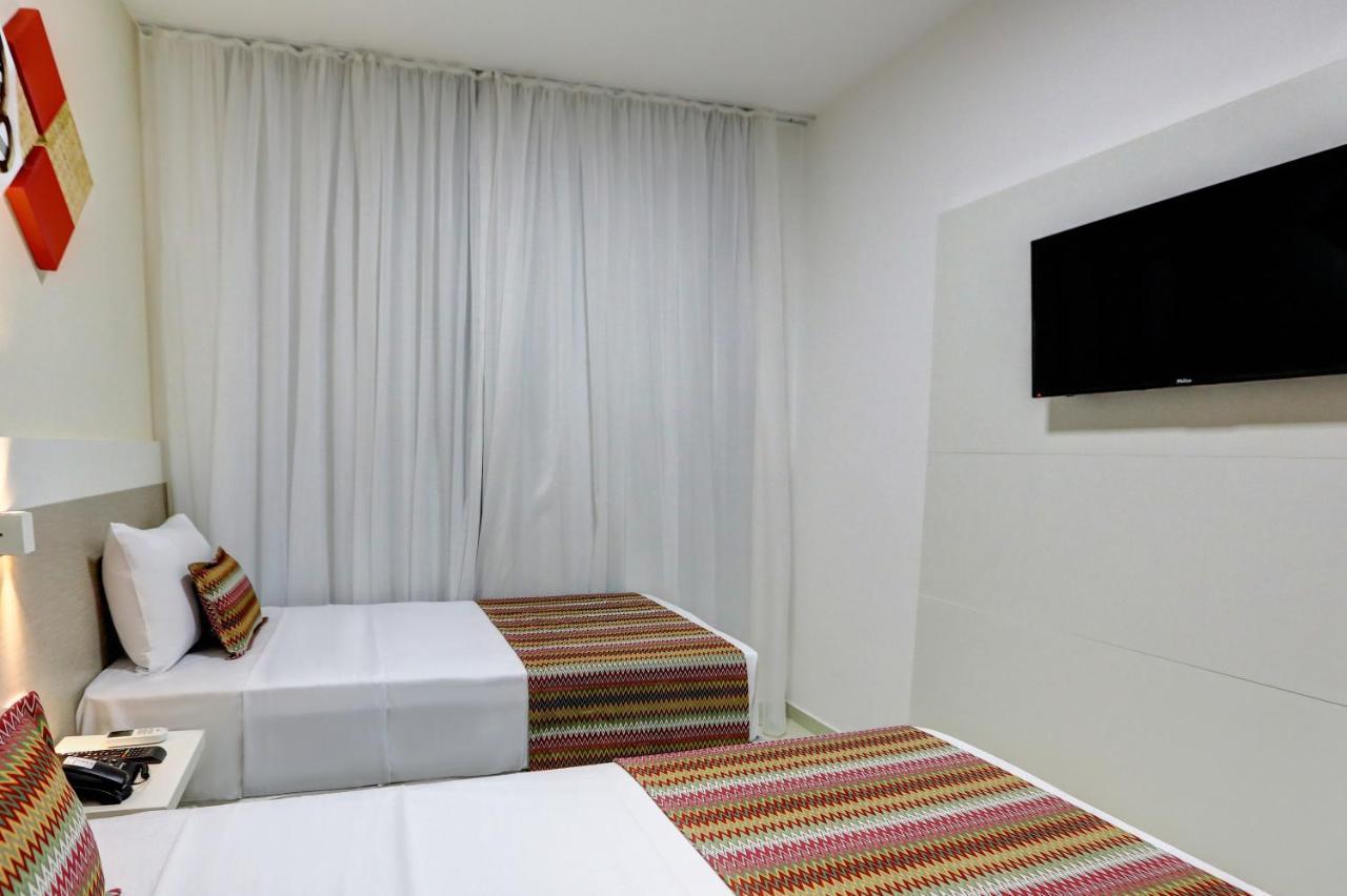 Transamerica Fit Vitoria Praia De Camburi Екстер'єр фото