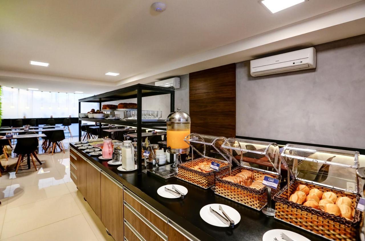 Transamerica Fit Vitoria Praia De Camburi Екстер'єр фото